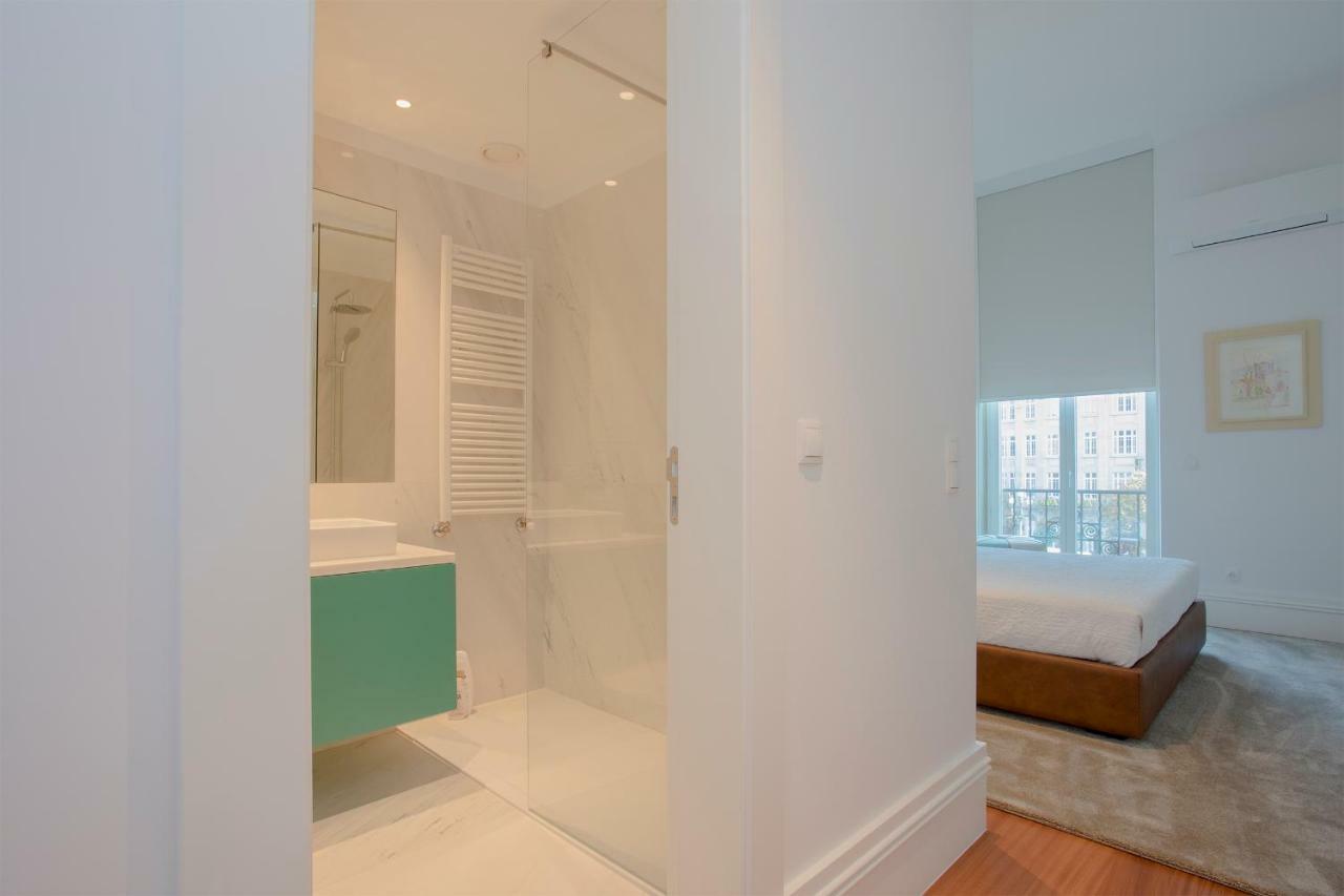 Liiiving In Porto | Aliados Luxury Apartments Экстерьер фото