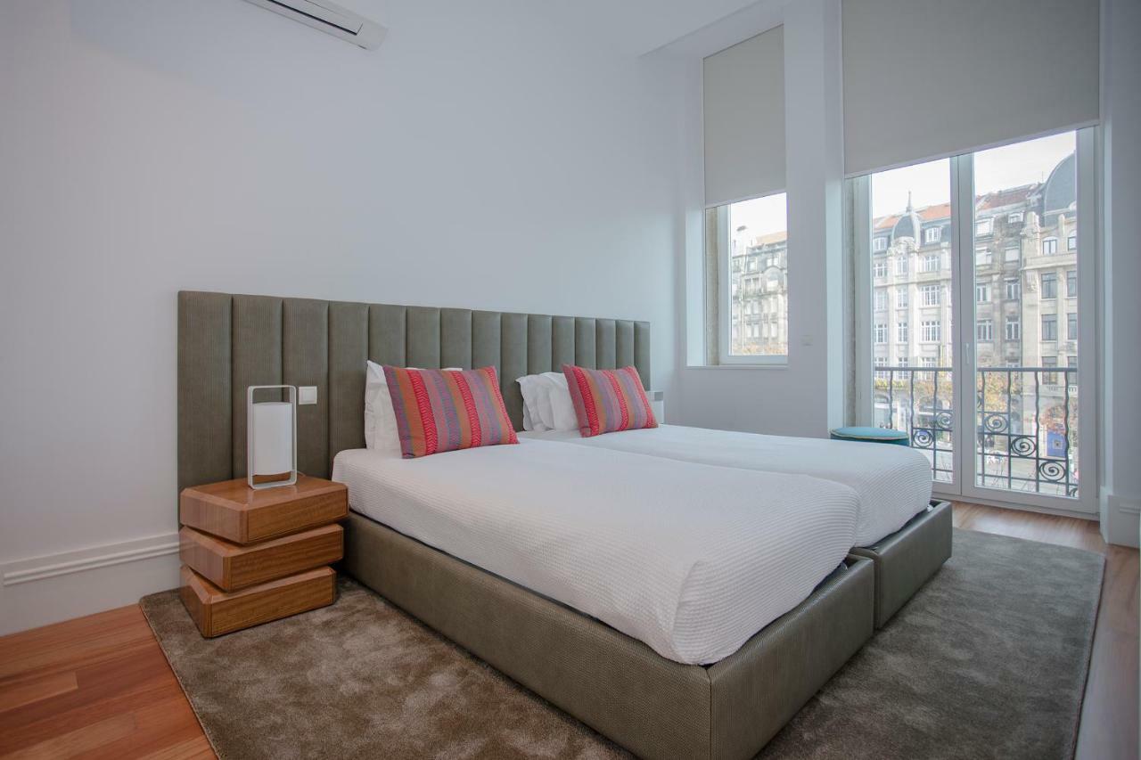 Liiiving In Porto | Aliados Luxury Apartments Экстерьер фото